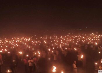 হাজারো মানুষের মশাল মিছিলে তিস্তা মহাপরিকল্পনা বাস্তবায়নের দাবি