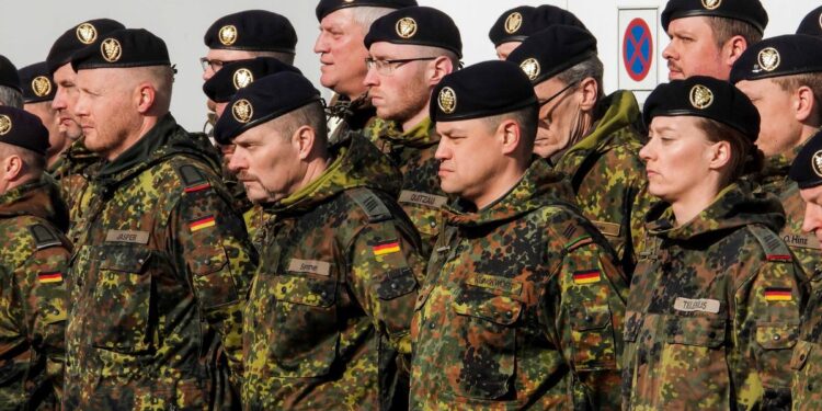 জার্মান সরকার সৈন্যসংখ্যা বৃদ্ধির জন্য নতুন সামরিক নীতি প্রণয়ন করেছে
