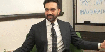 শাহরুখ খানের আইকনিক পোজ দিলেন মামদানি