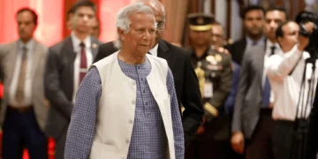 কড়াইল বস্তির ক্ষতিগ্রস্তদের পুনর্বাসনে সরকার সহায়তা দেবে বলে জানিয়েছেন প্রধান উপদেষ্টা