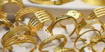 আজ দেশে কত দামে বিক্রি হচ্ছে স্বর্ণ?