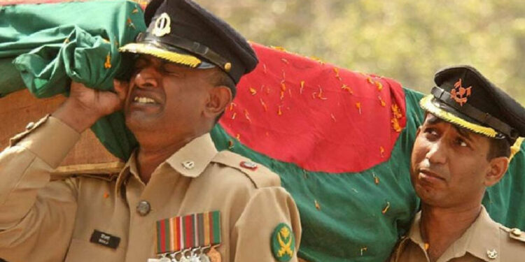 বিডিআর হত্যাকাণ্ডে জড়িত আওয়ামী লীগ ও ভারতীয় ৯০০ সেনা