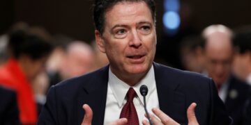 ফেডারেল বিচারকের রায়: কমে’র সহযোগীর সঙ্গে যুক্ত কিছু প্রমাণ ব্যবহারে ডিওজে’র ওপর নিষেধাজ্ঞা