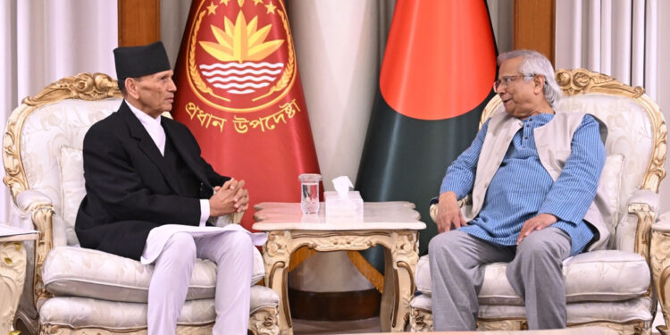 প্রধান উপদেষ্টার সঙ্গে পাকিস্তানের স্পিকার ও নেপালের পররাষ্ট্রমন্ত্রীর সাক্ষাৎ