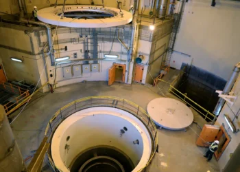 মার্কিন হামলার হুঁশিয়ারির মধ্যেই ভূমিকম্প, কী ঘটতে পারে ইরানকে ঘিরে?